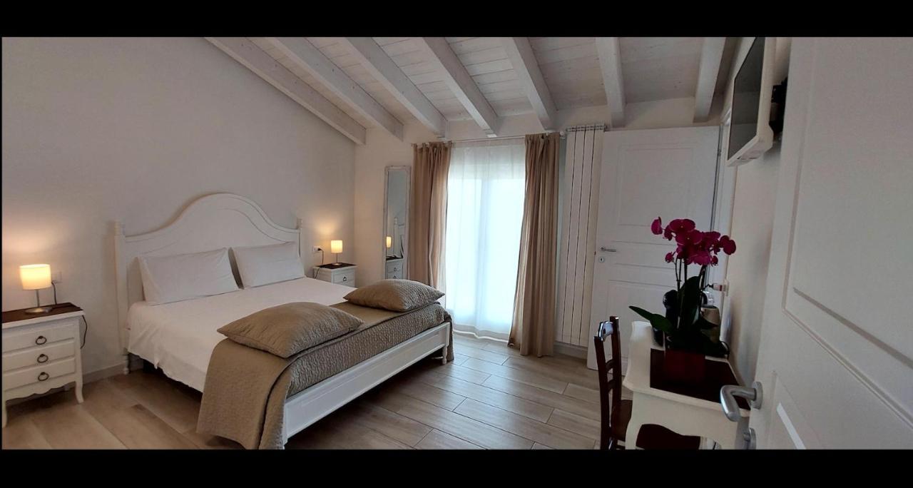 Casa Speri Bed & Breakfast Peschiera del Garda Exterior photo